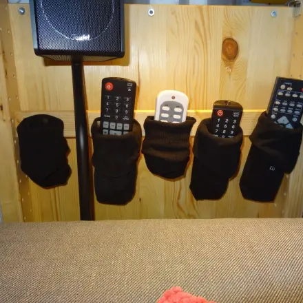 Socken - der perfekte Platz für jede Fernbedienung