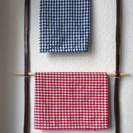 Handtuchhalter aus alten Gürteln selber machen