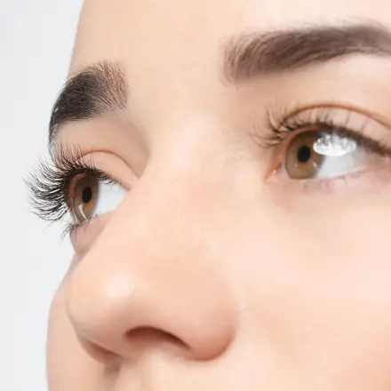 Schön gebogene Wimpern