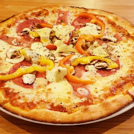 Bester Quark-Öl-Pizza-Teig: einfach und lecker