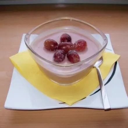 Rotwein-Sahne-Pudding