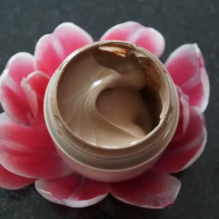 Salbe gegen Lippenherpes