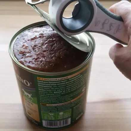 Praktischer Zugring-Dosenöffner