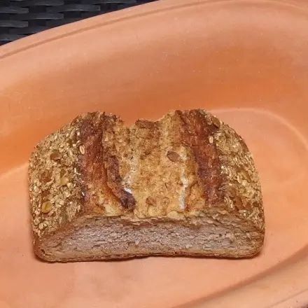 Länger frisch: Brot/Käse/Obst/Kräuter