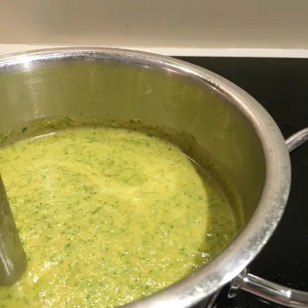 Gemüsecremesuppe - leicht und gesund