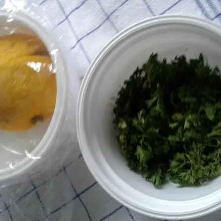 Leere Joghurtbecher weiterverwenden