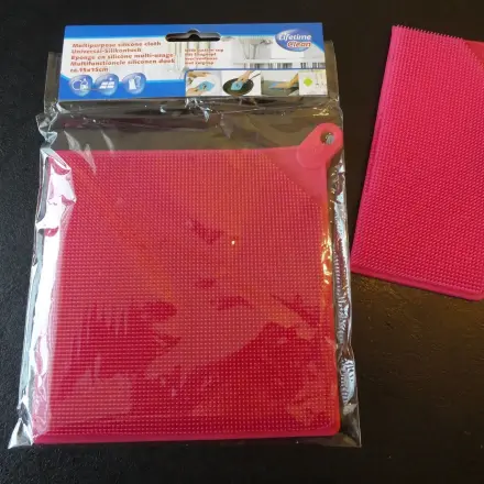 Silikonschwamm für grobe Verschmutzungen an Kochgeschirr