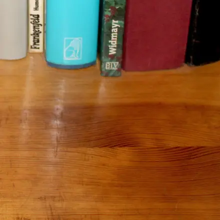 Lackierte Holzoberflächen schnell gepflegt