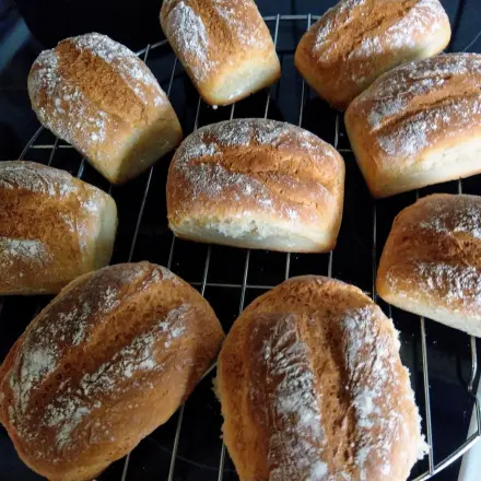 Schnelle Dinkel-Quarkbrötchen