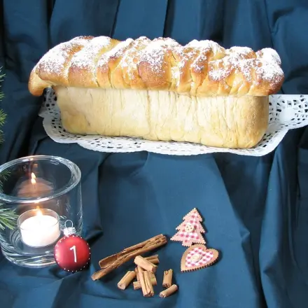 Bratapfelzupfbrot & Amaretto-Cappuccino