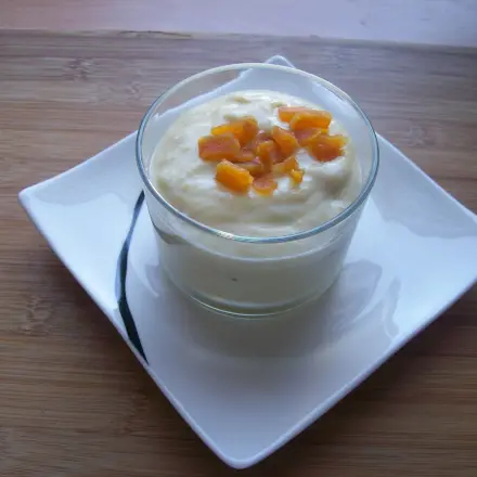 Mango-Joghurt mit Aprikose