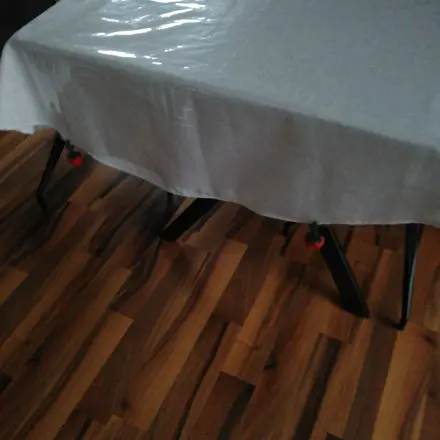 Stofftischdecke vor Flecken schützen