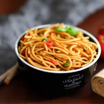 Chinesischer Nudelsalat