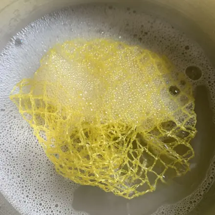 Netze von Obst und Gemüse weiterverwenden - Spüllappen sparen