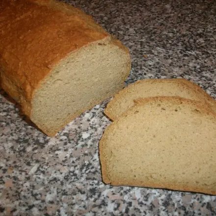 Eiweißbrot mit Kichererbsenmehl