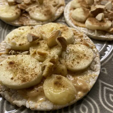 Gesunder Reiswaffel Snack zum Netflixen