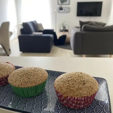 Nussmuffins aus Rührteig - einfach & saftig