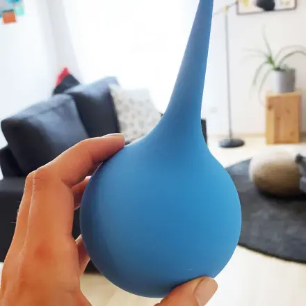 Ciao Wattestäbchen: Ohren richtig reinigen mittels Ohrenspülung