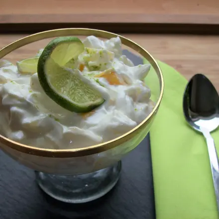 Mango-Apfel-Limetten-Dessert