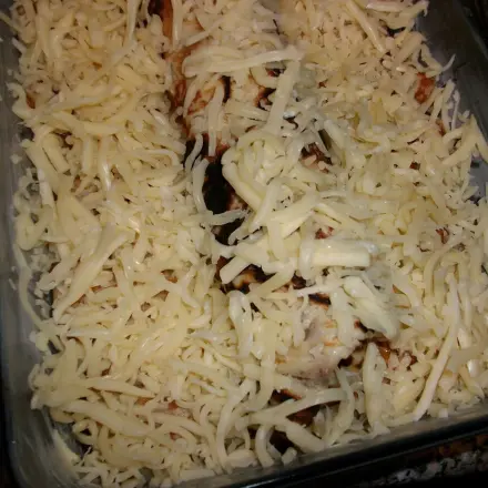 Pfannkuchenauflauf mit Hack-Möhren-Füllung