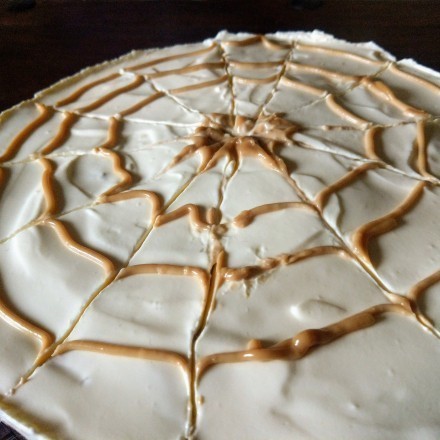 Apfelkuchen für Halloween - Spider Web Cake