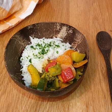 Veganes Thai Curry mit viel Gemüse