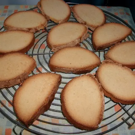 Anisbrot (Aniszwieback)