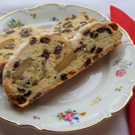 Christstollen mit Marzipan