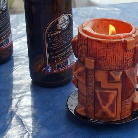 Wespen vertreiben mit Kerze