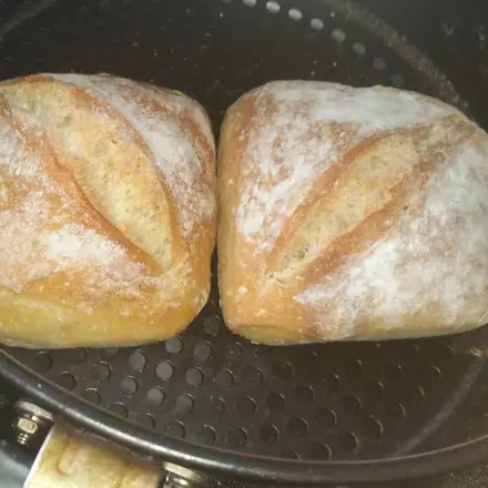 Frühstücksbrötchen in der Heißluftfritteuse backen