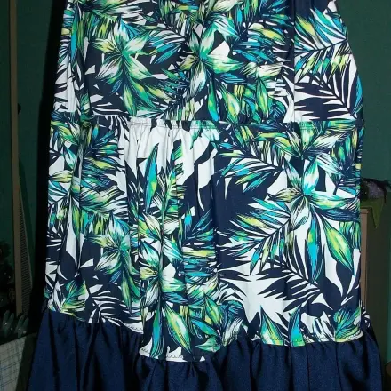 Aus einem Tankini-Oberteil ein Badekleid nähen