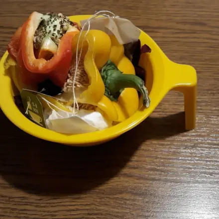 Plastikbehälter von Haarfarbe vielseitig weiterverwenden