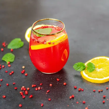 Cranberry Gin Tonic – Weihnachtscocktail
