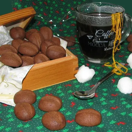Gebackene Kaffeebohnen mit Cafe Brulot