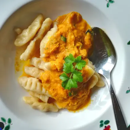 Spätzle mit Kartoffelpüree-Pulver