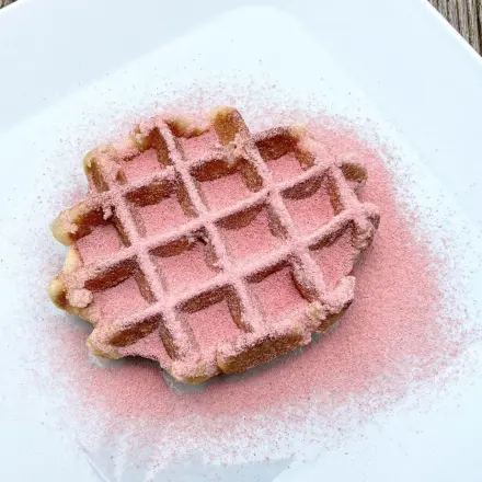 Erdbeerpuderzucker und Erdbeerzuckerguss selber machen