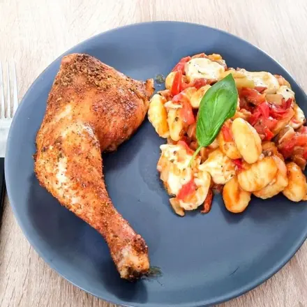 Sommerlicher Gnocchi-Salat
