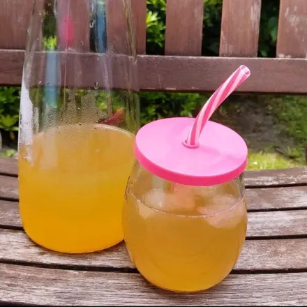 Cold Brew Tee aus Schwarztee und Pfirsich