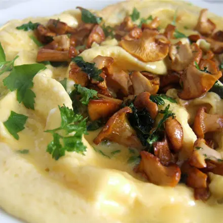 Pfifferlingspfanne mit Bacon und Ei