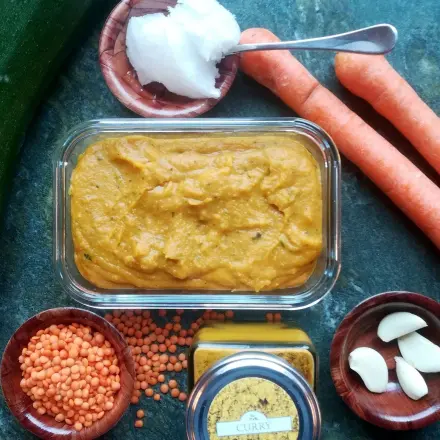 Würziger Linsenaufstrich mit Gemüse