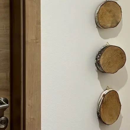 Natürliche Holzdeko mit Birkenscheiben