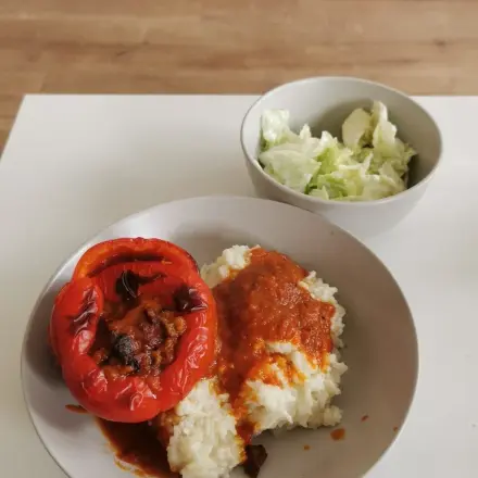 Resteverwertung - Gefüllte Paprika mit Reis