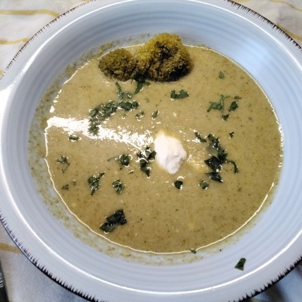 Brokkoli-Creme-Suppe mit Kartoffeln