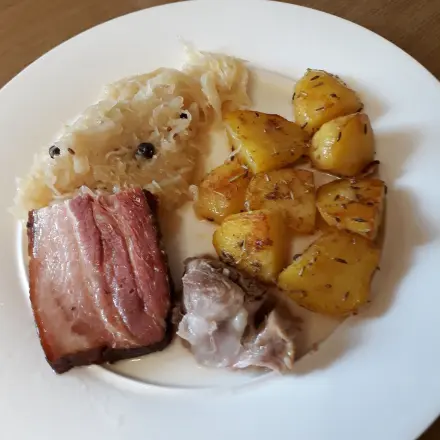 Sauerkraut mit Schweinebauch