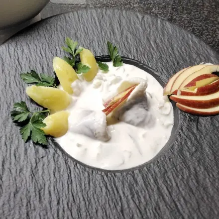 Marinierte Heringe mit Pellkartoffel