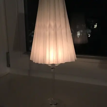 Windlicht mit Weinglas basteln