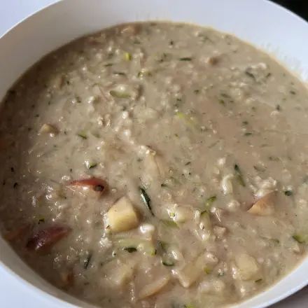 Zucchini-Apfel-Porridge ohne Zucker