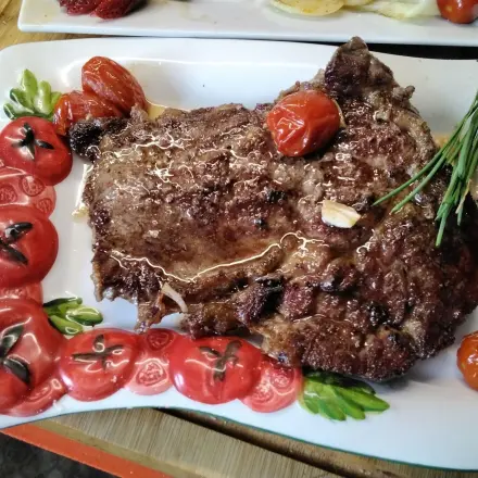 Rib-Eye-Steak braten