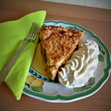 Rhabarber-Streusel-Kuchen