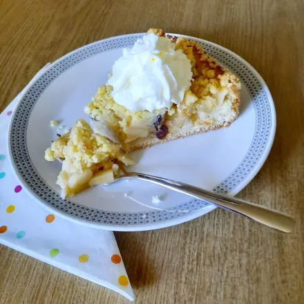 Apfelkuchen mit Quark-Öl-Teig und Streuseln